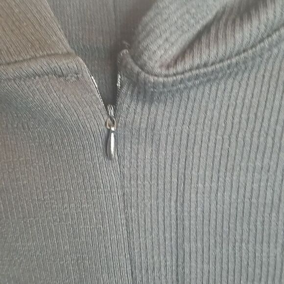 Plus Size Ribbed Hooded Lightweight Jacket. Dsst-208 - Picture 5 of 6